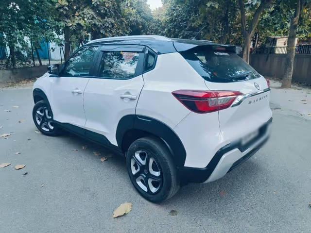 https://images10.gaadi.com/usedcar_image/4634798/original/f02b56f0-da05-423f-ad1d-2fcee35c5629.png?imwidth=6402