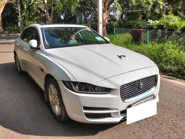 https://images10.gaadi.com/usedcar_image/4634802/original/processed_37a7c821-06a3-4ef1-b628-02a7e1b0d238.jpg?imwidth=6400
