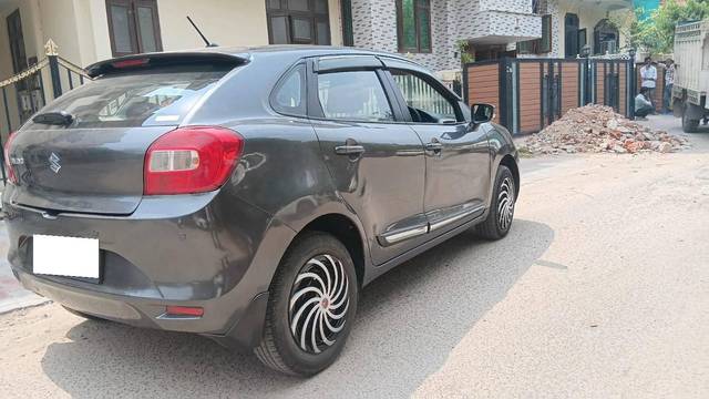 https://images10.gaadi.com/usedcar_image/4634807/original/processed_f39453544afb6773e89aeb08e6d275d9.jpg?imwidth=6402