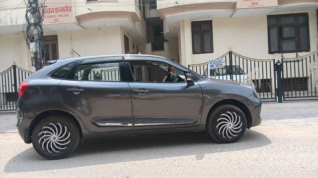 https://images10.gaadi.com/usedcar_image/4634807/original/processed_f69e65e6e62a2d4250974b92788d5350.jpg?imwidth=6401