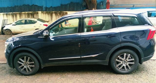 https://images10.gaadi.com/usedcar_image/4634814/original/a12df399bd500a0f4d90b5aa472d028b.jpeg?imwidth=6402