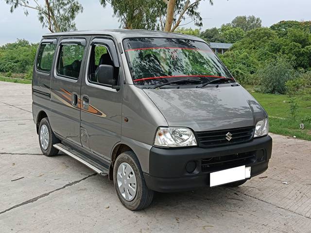 https://images10.gaadi.com/usedcar_image/4634865/original/processed_4ccaeb3dc5fab77eaa46eb3b8dadf39a.jpg?imwidth=6400