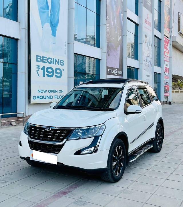https://images10.gaadi.com/usedcar_image/4634871/original/processed_eff1b1833dfbbff7e56d90d353f05c87.jpg?imwidth=6402