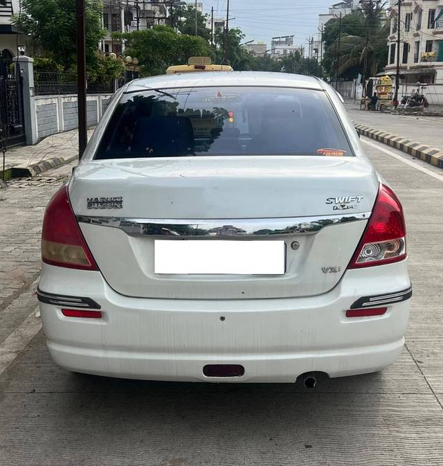 https://images10.gaadi.com/usedcar_image/4634884/original/processed_351a2721971125ce097287932b6904fc.jpg?imwidth=6401