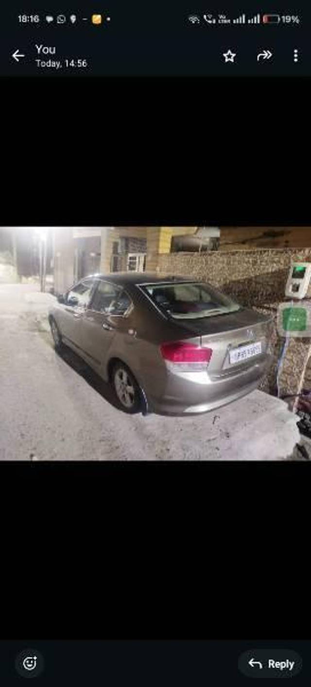 https://images10.gaadi.com/usedcar_image/4634885/original/processed_45c4788c-90ee-4586-a15e-3855657edec3.jpg?imwidth=6402