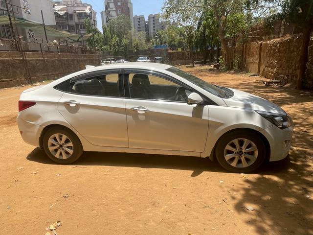 https://images10.gaadi.com/usedcar_image/4634891/original/97608203ba64ae3dc5aae38f1f9ac759.jpg?imwidth=6401