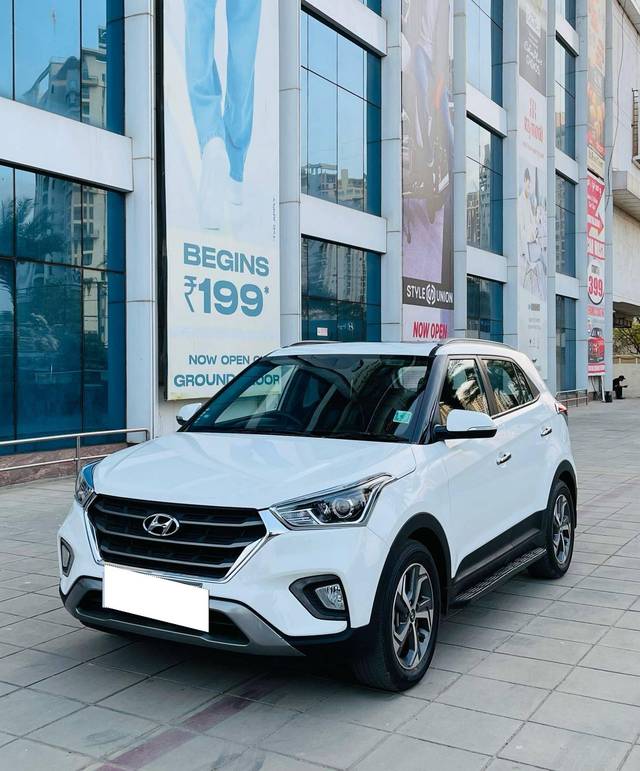 https://images10.gaadi.com/usedcar_image/4634893/original/processed_af92861bce34f2ce9744c7deaa581340.jpg?imwidth=6402
