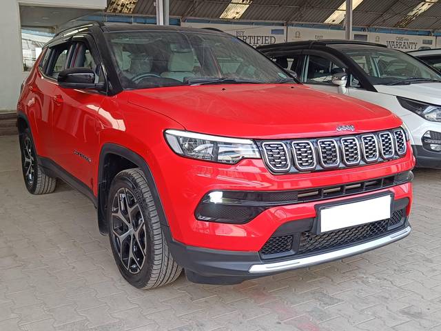https://images10.gaadi.com/usedcar_image/4634894/original/processed_9650c9473c63e9623fad06587b73a60c.jpg?imwidth=6400