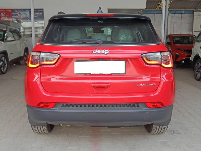 https://images10.gaadi.com/usedcar_image/4634894/original/processed_ebdef73ed614641048723369e70a4cb5.jpg?imwidth=6401