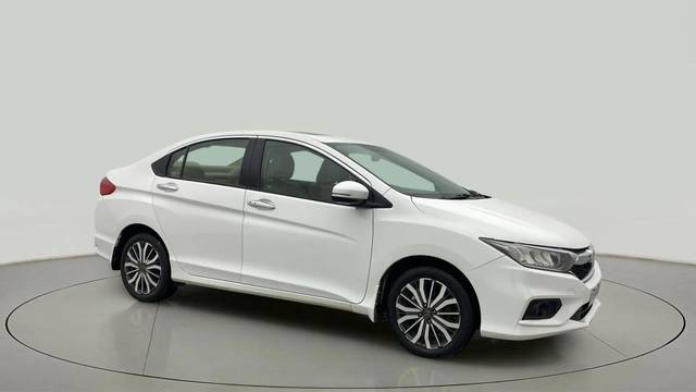 https://images10.gaadi.com/usedcar_image/4634895/original/b61748da438885a7e00d744acddfbafa.jpg?imwidth=6400