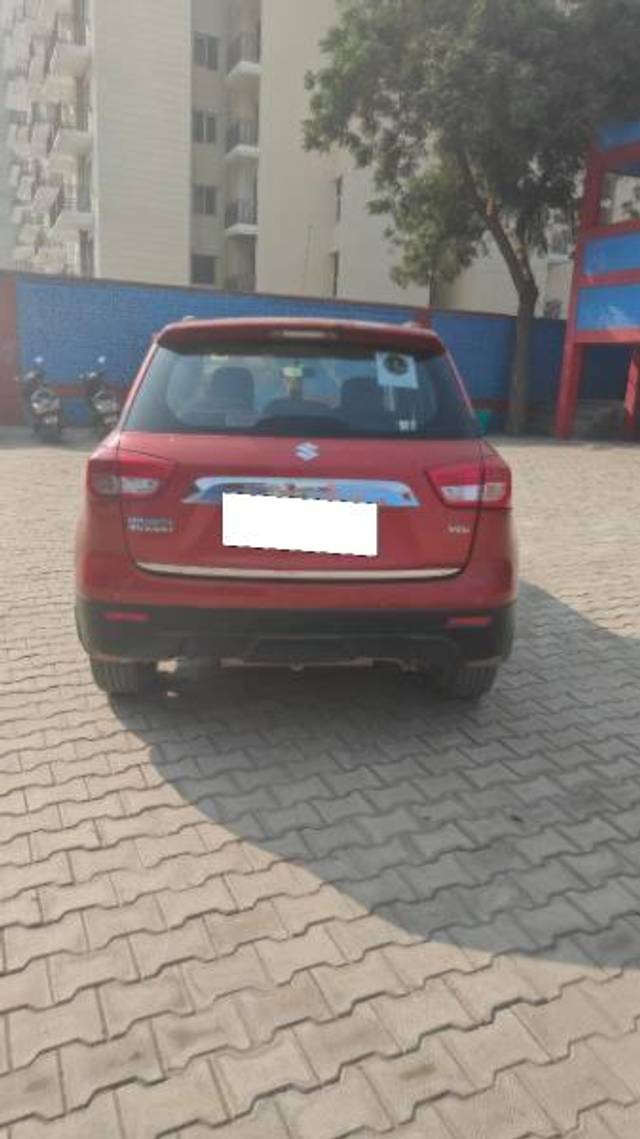https://images10.gaadi.com/usedcar_image/4634903/original/processed_da1368ff-e55e-4159-a579-ed4711db44c3.jpg?imwidth=6401