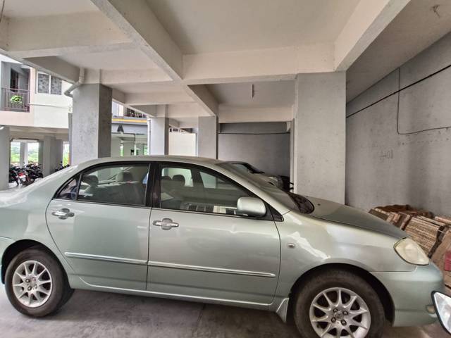 https://images10.gaadi.com/usedcar_image/4634904/original/b7f789f23d2633a286f7995a0b05e700.jpg?imwidth=6401