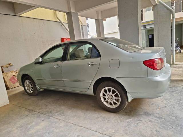 https://images10.gaadi.com/usedcar_image/4634904/original/processed_21b63b91a5876ec3f3936223e430f4d2.jpg?imwidth=6402