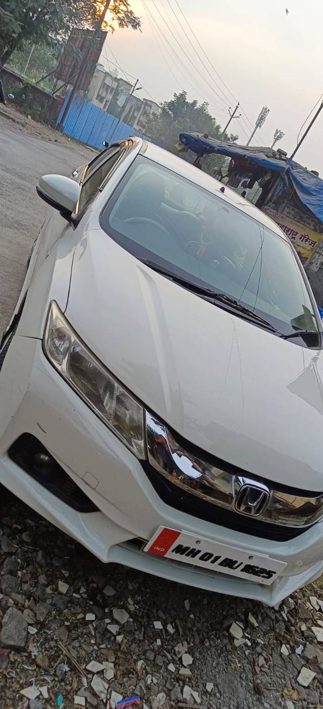 https://images10.gaadi.com/usedcar_image/4634921/original/8ec507457c9acb88583116ca2e9102eb.jpg?imwidth=6400