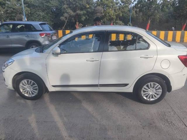 https://images10.gaadi.com/usedcar_image/4634936/original/processed_efe4ef54-5a80-41b3-bc73-1062868e423d.jpeg?imwidth=6402