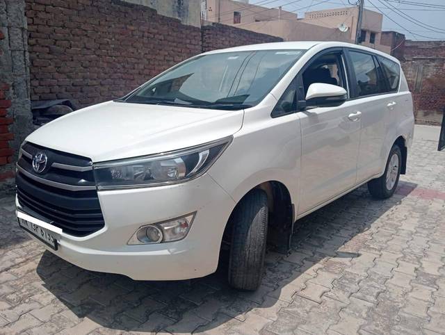 https://images10.gaadi.com/usedcar_image/4634948/original/processed_9a5eb13793c41594ee46ba7cb2af9901.jpg?imwidth=6400