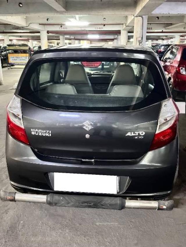 https://images10.gaadi.com/usedcar_image/4634965/original/processed_a6daa817-e52b-4880-8ed9-99aa40c4952e.jpeg?imwidth=6400