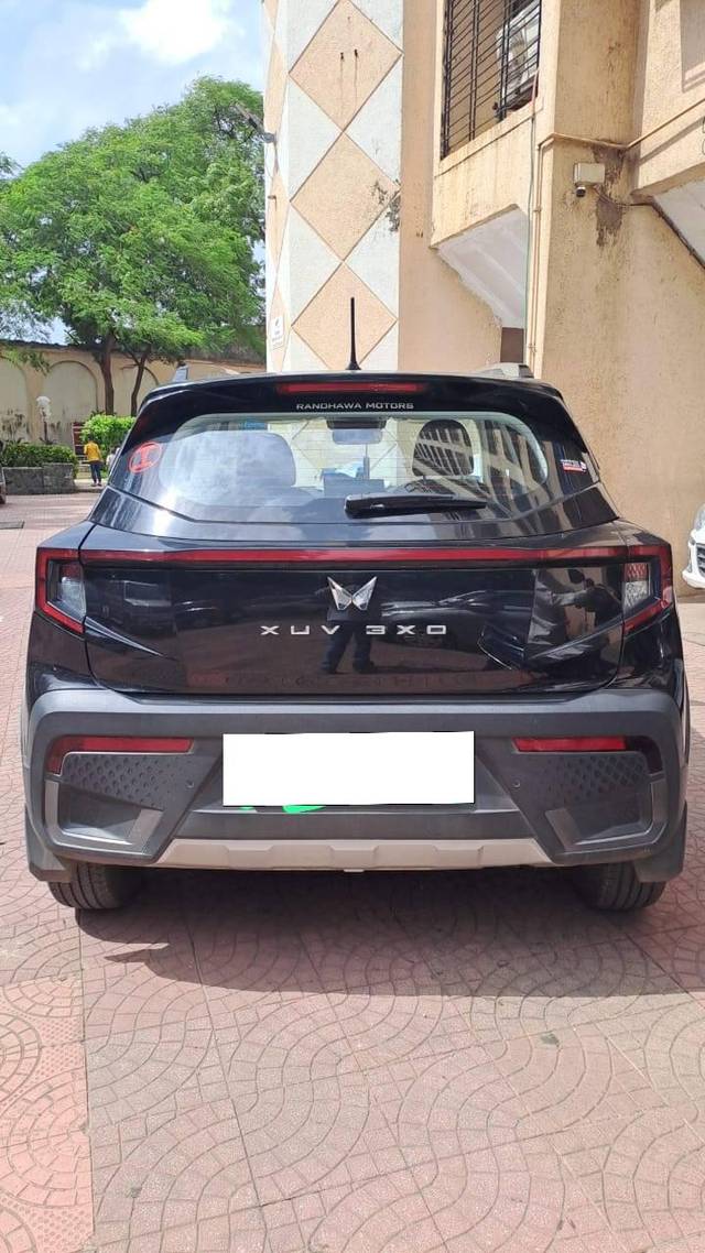 https://images10.gaadi.com/usedcar_image/4634969/original/processed_a3a52484-ffbc-4d99-a8d5-947f583aa3e2.jpg?imwidth=6401