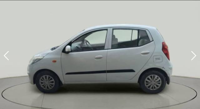 https://images10.gaadi.com/usedcar_image/4634978/original/processed_ec16c34b-7ed3-4b1e-8eec-87d493b67fb9.jpg?imwidth=6400