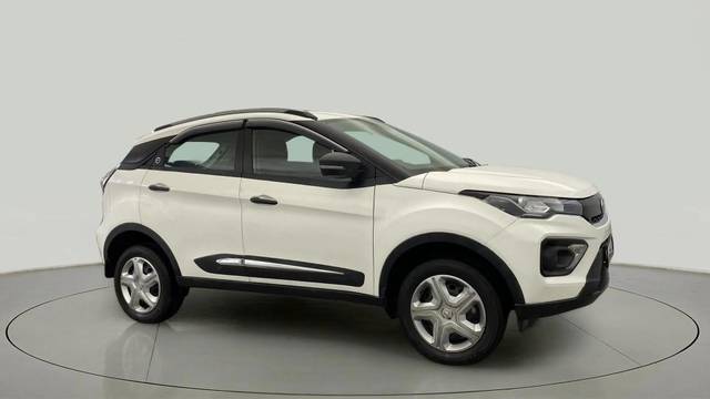 https://images10.gaadi.com/usedcar_image/4634992/original/f59aabf61b2d450048aaf38375fd2c95.jpg?imwidth=6400