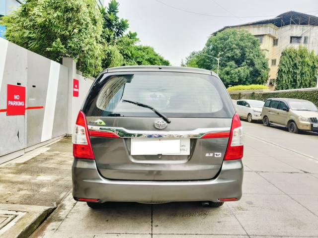 https://images10.gaadi.com/usedcar_image/4634995/original/processed_75e93fa2eaace87761524b8b6fd22676.jpeg?imwidth=6402