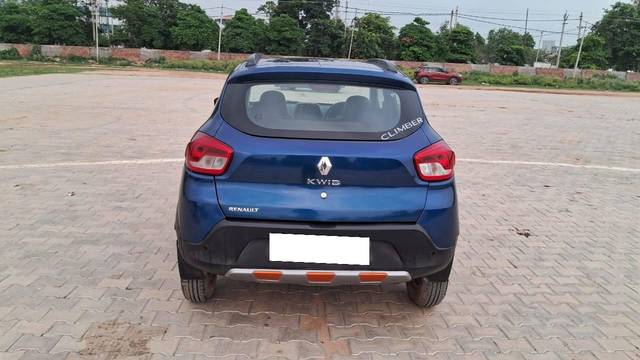 https://images10.gaadi.com/usedcar_image/4634999/original/processed_32fa08126ef176c18ce9942d7bc31647.jpg?imwidth=6402