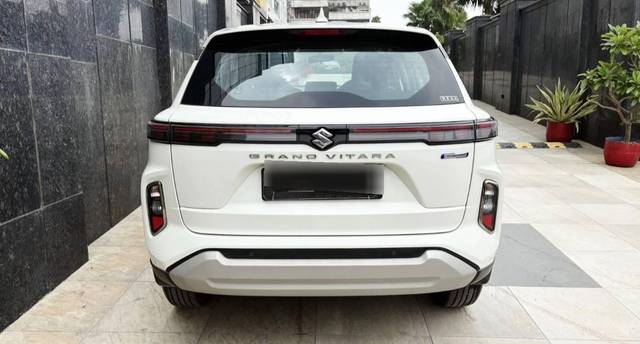 https://images10.gaadi.com/usedcar_image/4635032/original/processed_736beaa85a8bb5ce9428b222eaeec698.jpg?imwidth=6402