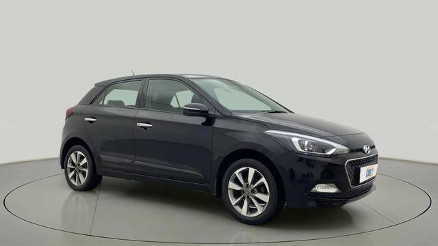 https://images10.gaadi.com/usedcar_image/4635033/original/6a370e4a654d91c170e47028b53454c6.jpg?imwidth=6400
