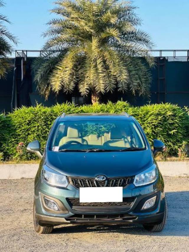 https://images10.gaadi.com/usedcar_image/4635102/original/processed_61da5878-35fc-4efd-98cd-ff3e01b2c208.jpg?imwidth=6400
