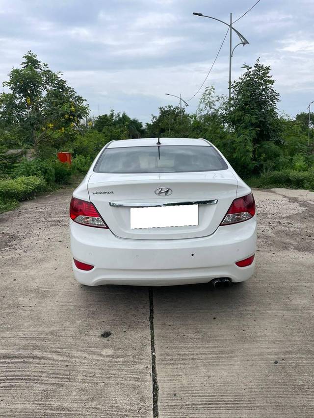 https://images10.gaadi.com/usedcar_image/4635103/original/processed_0ac7e4c0f9886a4cf577250045981aaf.jpg?imwidth=6401