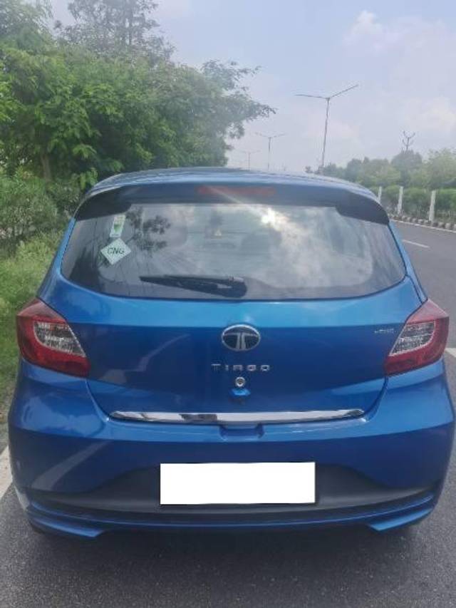 https://images10.gaadi.com/usedcar_image/4635108/original/processed_1f01f647-257c-4844-beb1-c1a632dbc90c.jpg?imwidth=6401