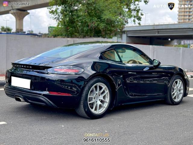 https://images10.gaadi.com/usedcar_image/4635123/original/processed_b1b822dc-e19f-417d-9f4f-44275fc4b325.jpg?imwidth=6401