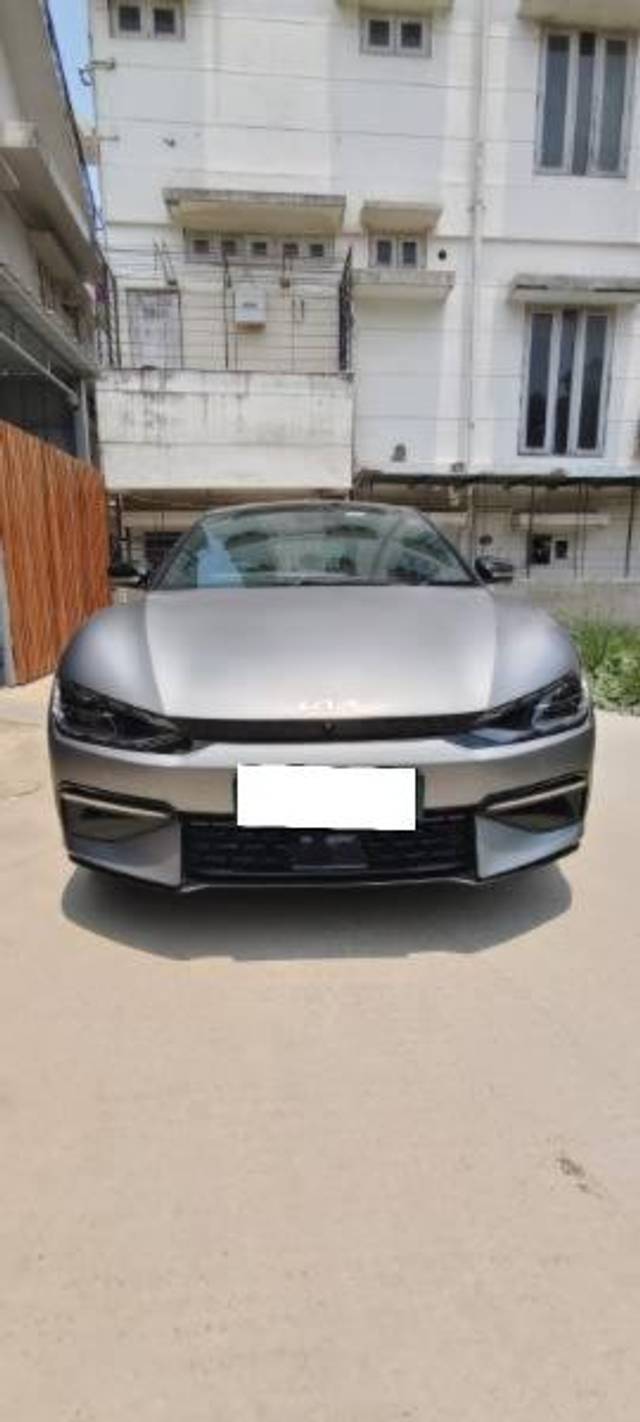 https://images10.gaadi.com/usedcar_image/4635125/original/processed_5bb4a4ad-22d8-4ec0-a1fc-3e61e30f4191.jpg?imwidth=6400