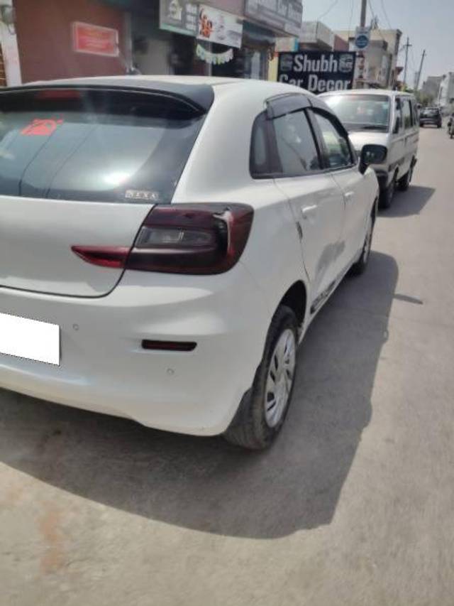 https://images10.gaadi.com/usedcar_image/4635205/original/processed_b2d329be-674d-4bf4-b96c-4c34ede3d882.jpg?imwidth=6400