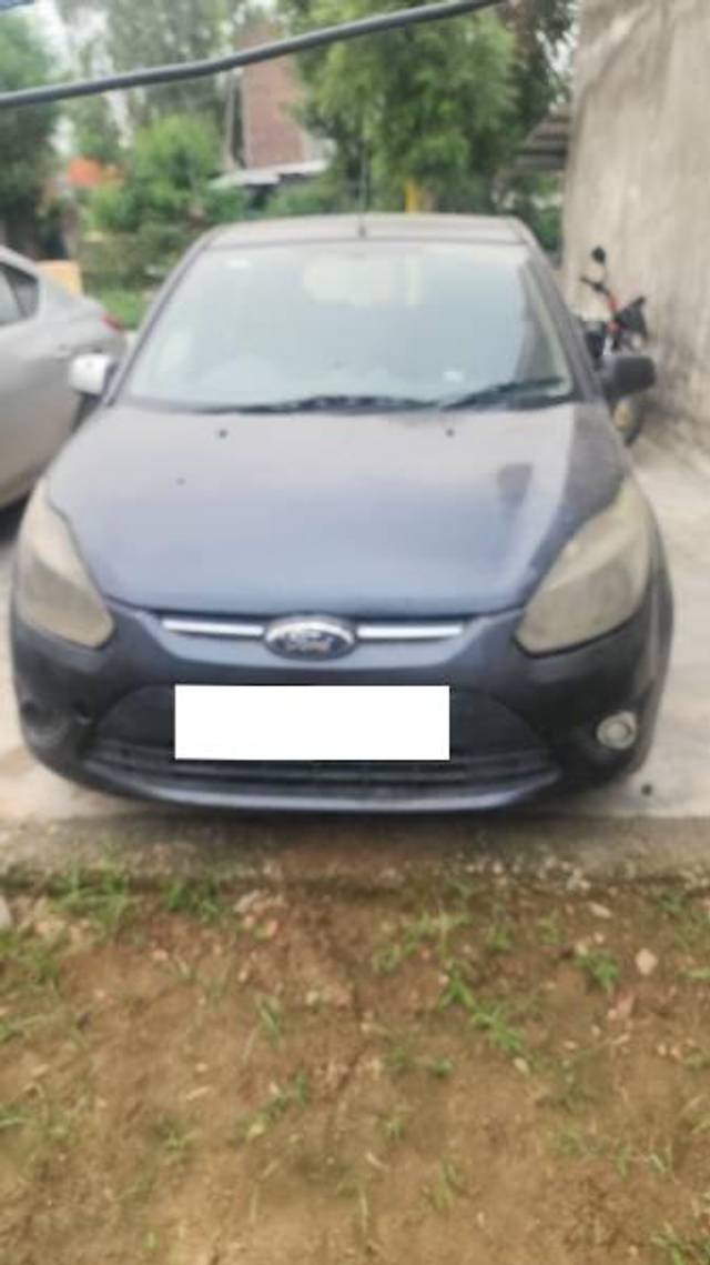 https://images10.gaadi.com/usedcar_image/4635213/original/processed_db6f4a95-43d0-4082-a63b-1347c06a1e52.jpg?imwidth=6400