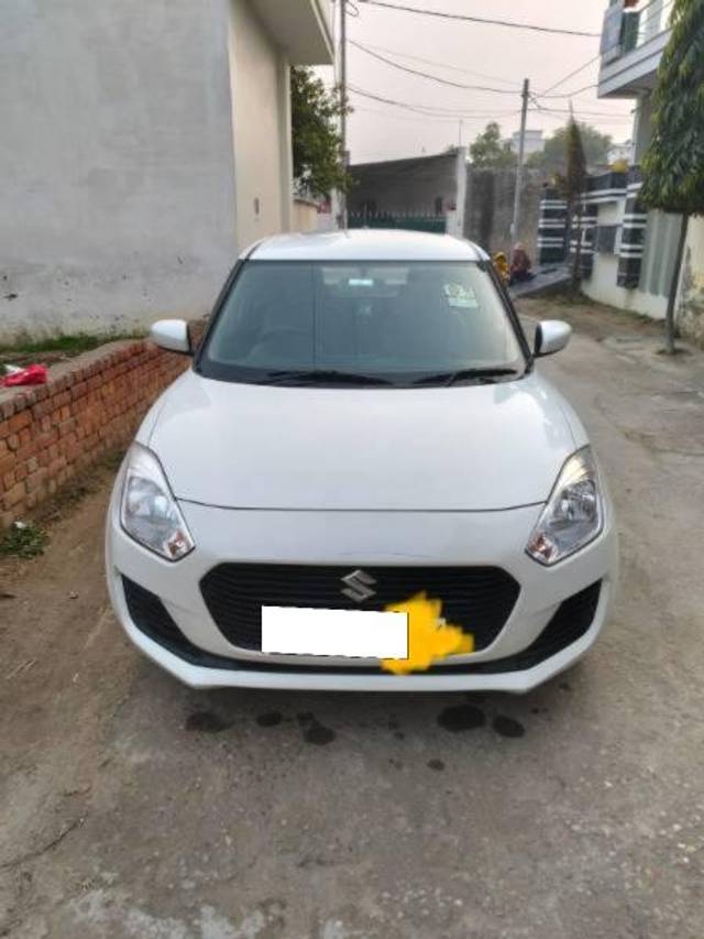 https://images10.gaadi.com/usedcar_image/4635221/original/processed_1b760dd4-6770-4dad-9598-b545531948d9.jpg?imwidth=6400