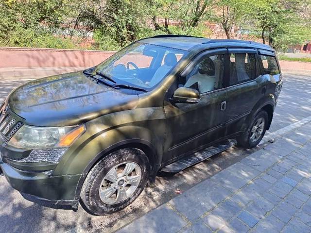 https://images10.gaadi.com/usedcar_image/4635223/original/processed_eafa28ad-1db2-49c3-bdd4-63c81af88400.jpg?imwidth=6400