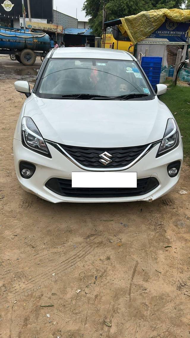 https://images10.gaadi.com/usedcar_image/4635259/original/processed_18fc1abc-a473-4a18-b526-411f9673df7b.jpg?imwidth=6402