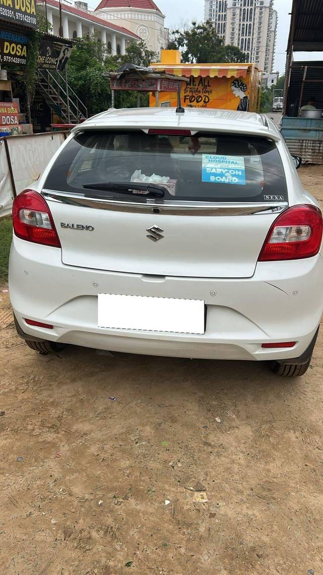 https://images10.gaadi.com/usedcar_image/4635259/original/processed_8d11ab03-869a-4176-9ef0-a17353fce336.jpg?imwidth=6401