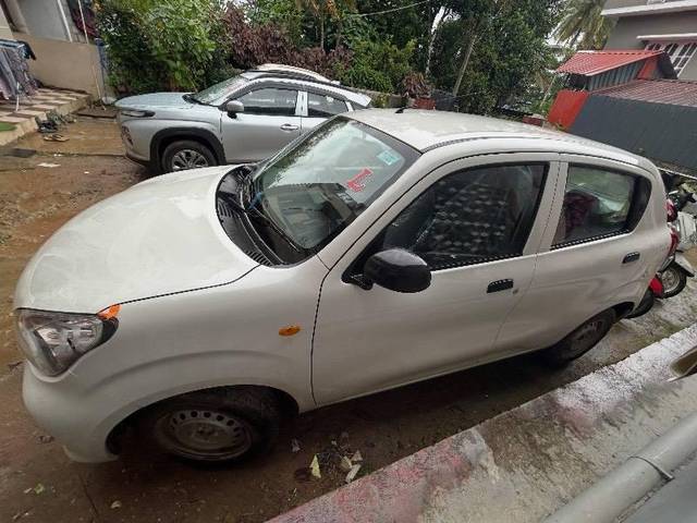 https://images10.gaadi.com/usedcar_image/4635282/original/processed_4ed3c2a9-792b-48ad-a90c-22cf86f3d27a.jpeg?imwidth=6400