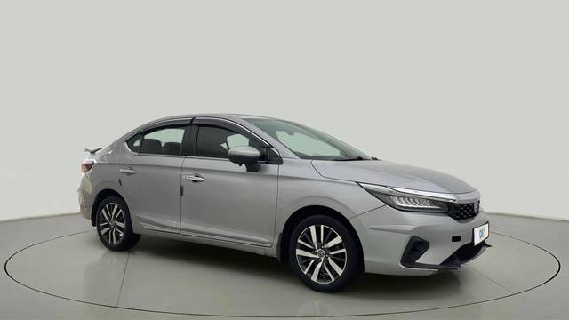 https://images10.gaadi.com/usedcar_image/4635284/original/18dbd8e5aae03d83ffcac9dc378422b6.jpg?imwidth=6400