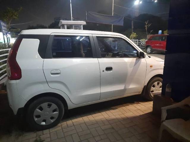 https://images10.gaadi.com/usedcar_image/4635290/original/processed_48f5201f-3e9b-4ce4-8206-778bc12e31b0.jpg?imwidth=6400