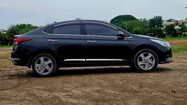 https://images10.gaadi.com/usedcar_image/4635295/original/f29ed123dedbad891065cdf947bcfe0f.jpg?imwidth=6401