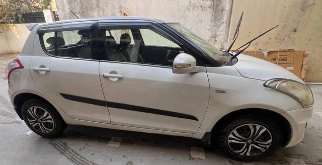 https://images10.gaadi.com/usedcar_image/4635302/original/processed_10935a56-b933-4b56-a9c0-5a006bb59d9e.jpg?imwidth=6401