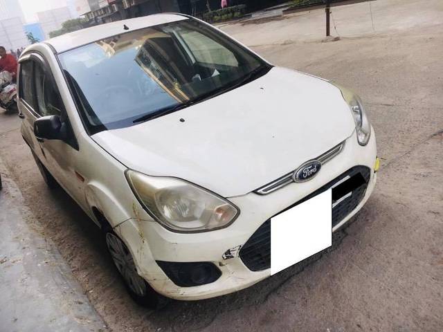 https://images10.gaadi.com/usedcar_image/4635305/original/processed_96a78403-0b83-40cb-9f9e-74f0b43a3f04.jpeg?imwidth=6402