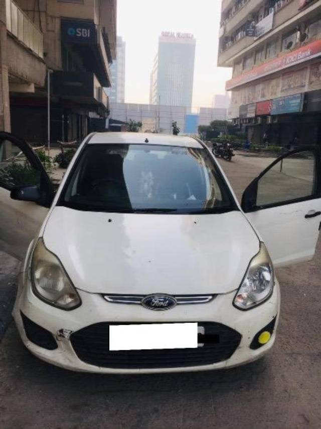 https://images10.gaadi.com/usedcar_image/4635305/original/processed_beb8c6fd-8004-4854-a046-8523e6e86e0e.jpeg?imwidth=6400