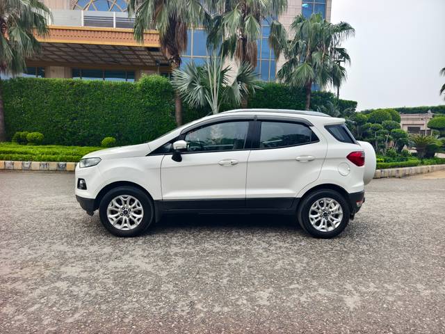 https://images10.gaadi.com/usedcar_image/4635312/original/fdc9d47ef36008e7a876a306627eeae3.jpg?imwidth=6402