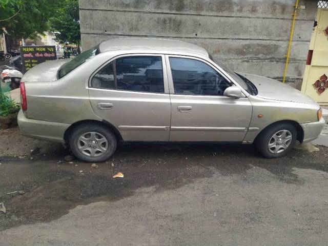https://images10.gaadi.com/usedcar_image/4635346/original/processed_54e2eed5-e334-4e34-9c4a-3bd4eabd861e.jpg?imwidth=6402