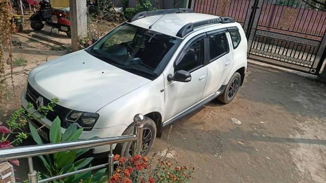 https://images10.gaadi.com/usedcar_image/4635383/original/processed_da583174-47d2-474d-b655-dc1ad8220aa3.jpg?imwidth=6401