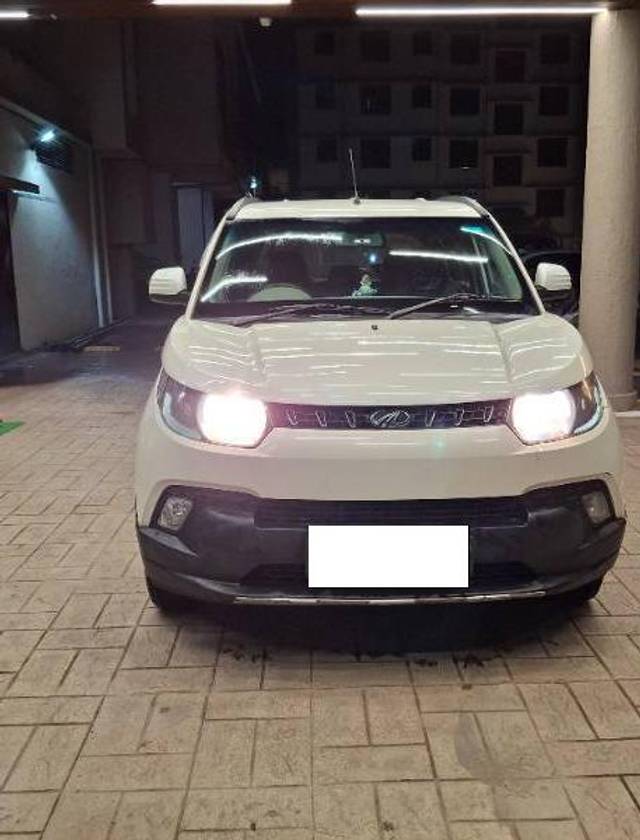 https://images10.gaadi.com/usedcar_image/4635389/original/processed_2f454260-d75b-4f02-84b0-3e558f18ff05.jpg?imwidth=6400